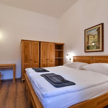 Zamek Racice Hotel Eksteriør billede