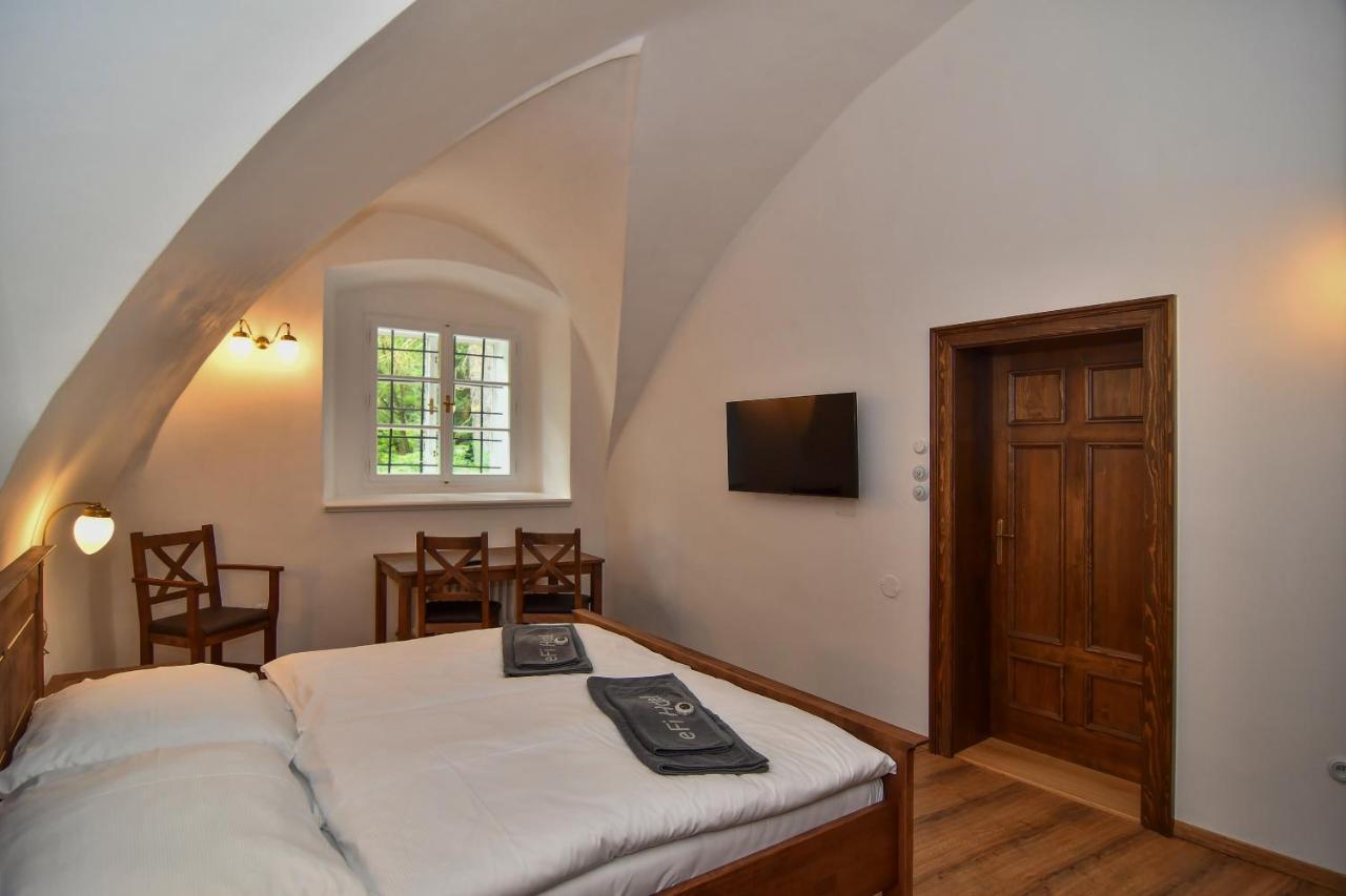 Zamek Racice Hotel Eksteriør billede