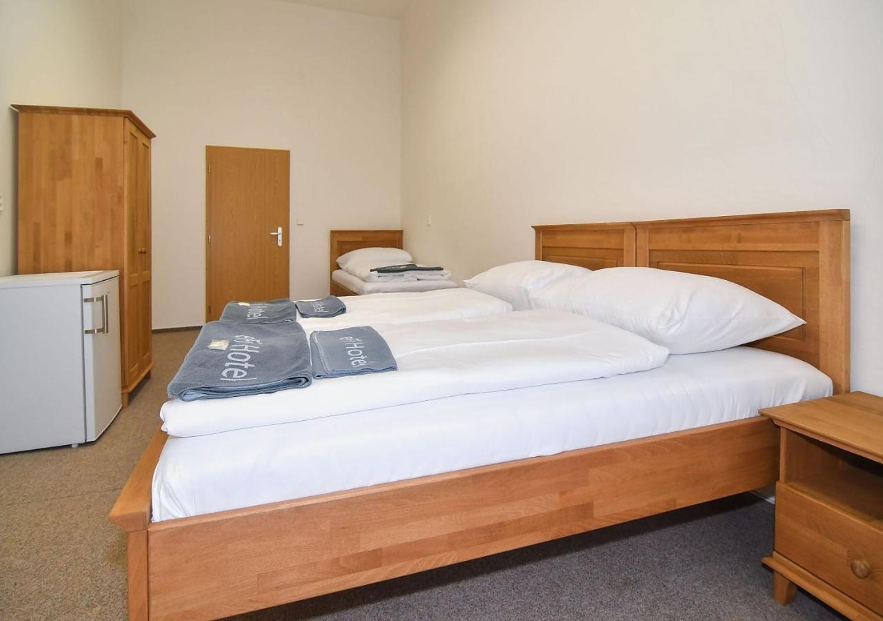 Zamek Racice Hotel Eksteriør billede